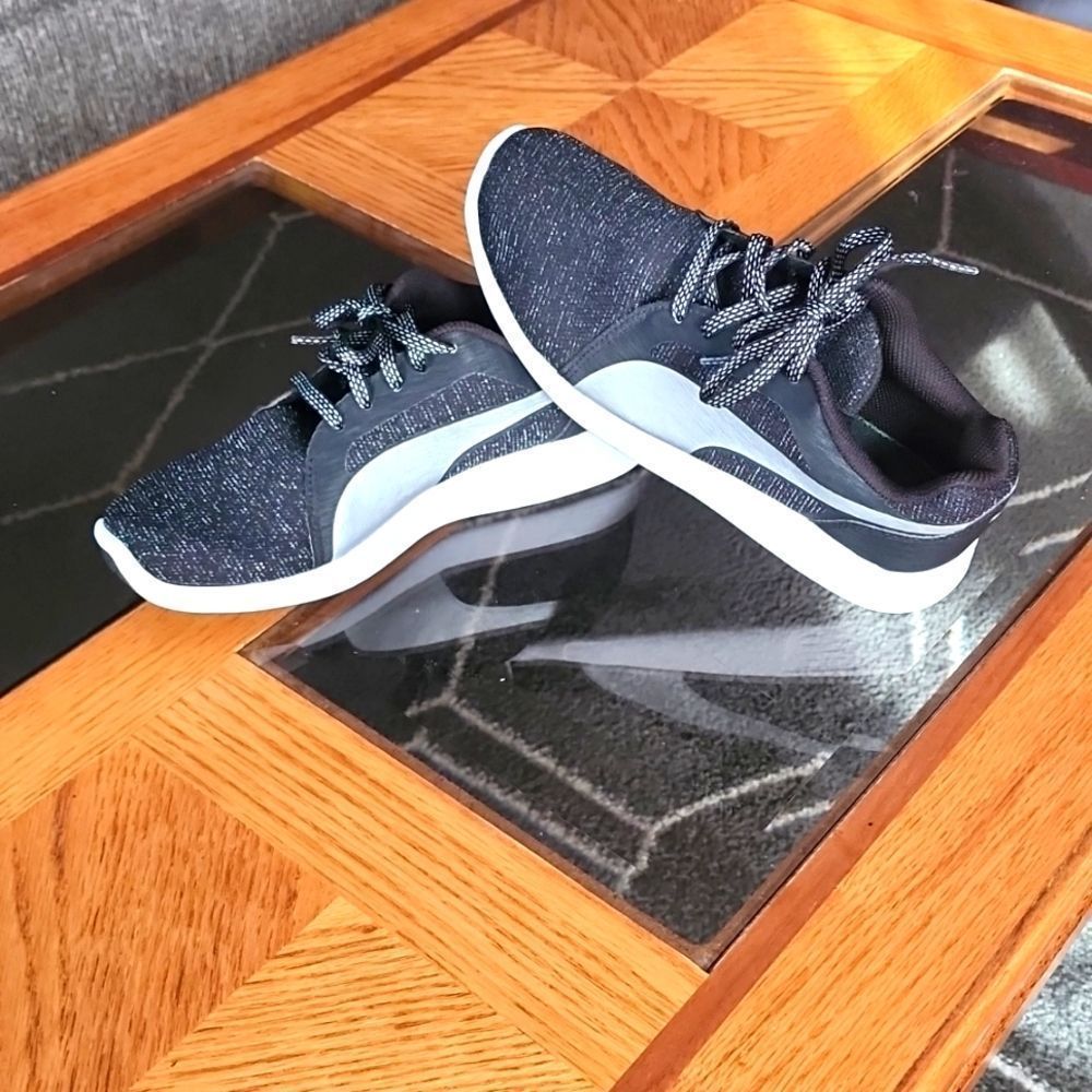 Women's Puma Sparkly Running Sneakers